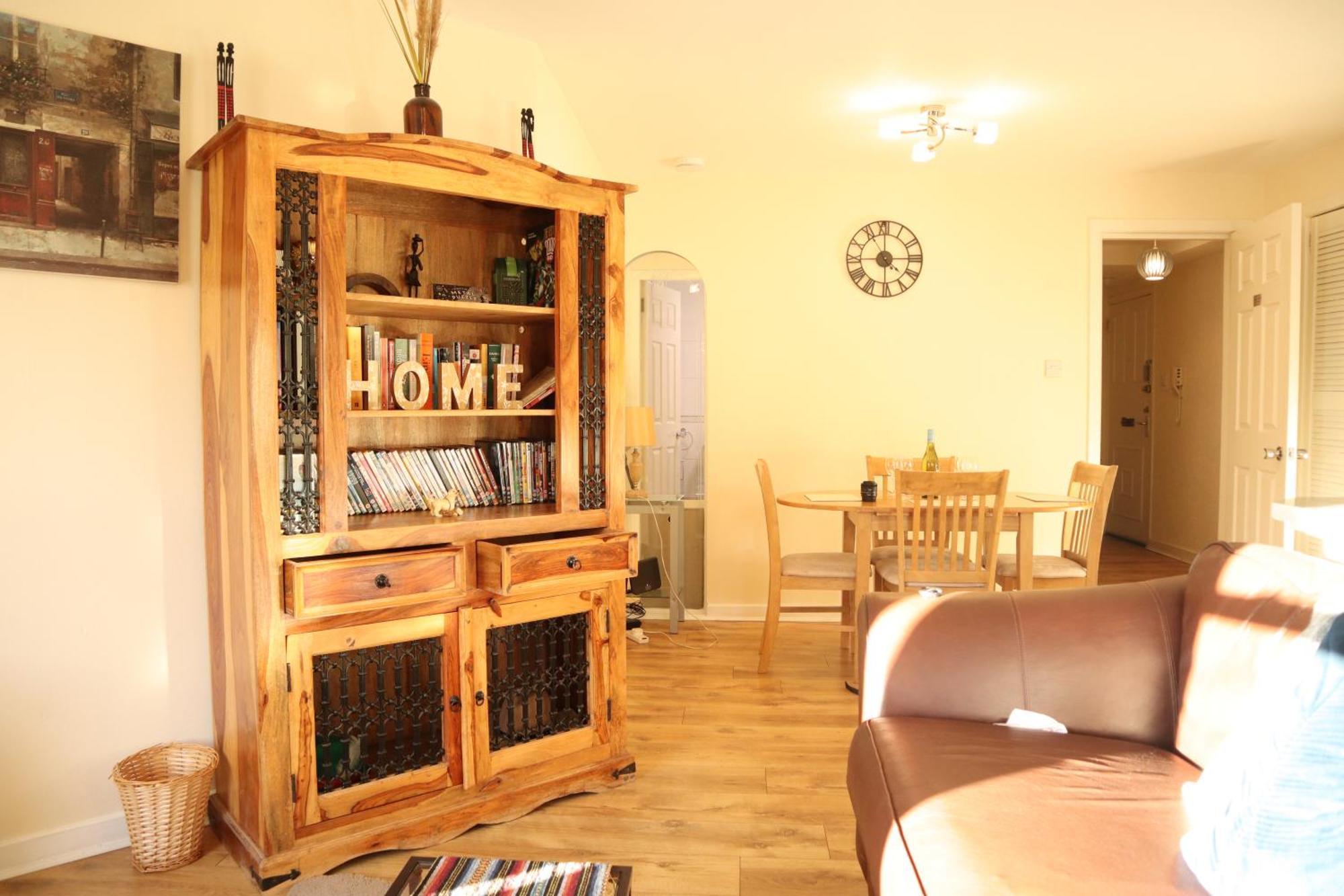 3 Bedrooms Flat In Central Edinburgh Old Town Sleeps 6 מראה חיצוני תמונה