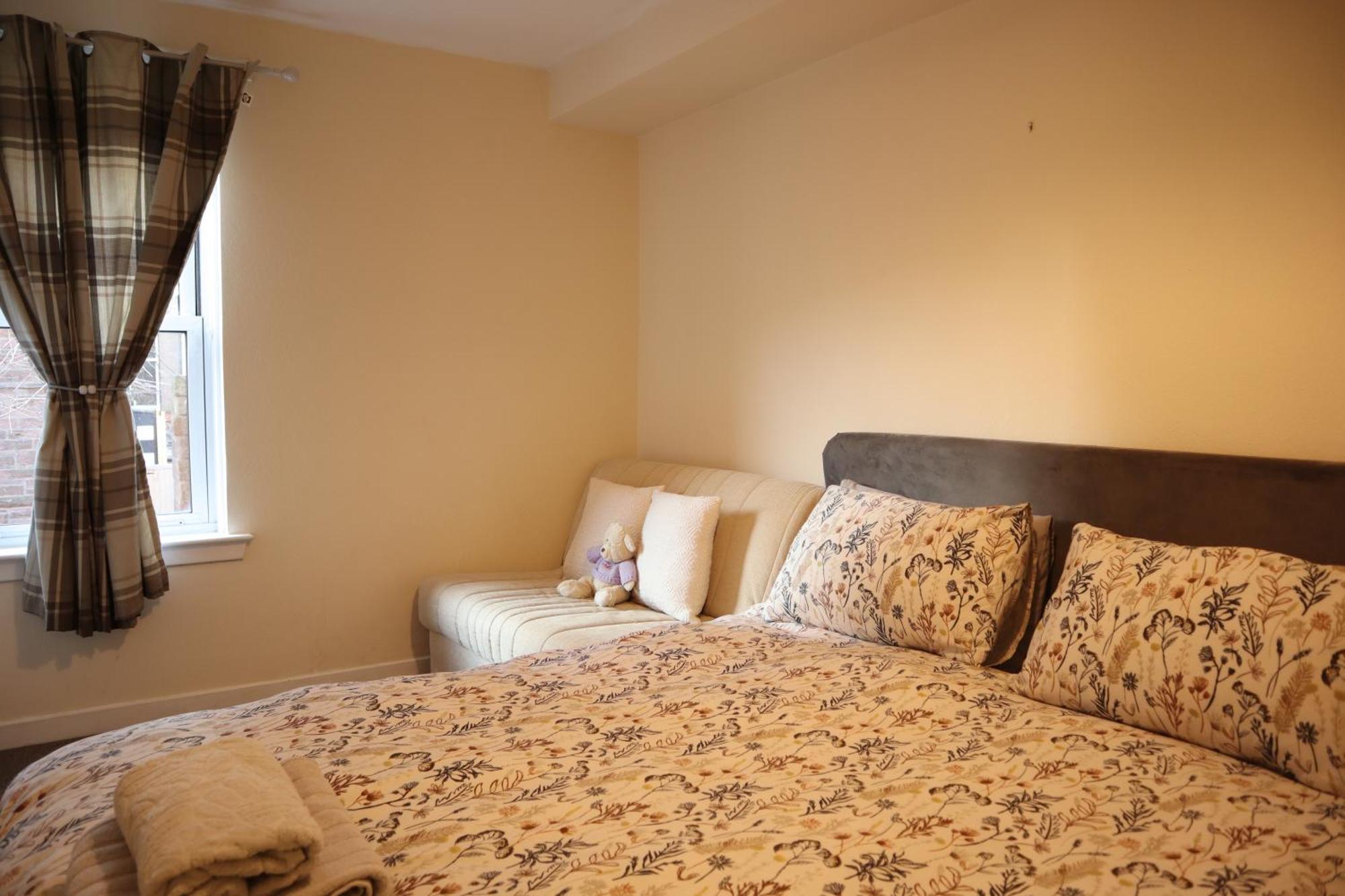 3 Bedrooms Flat In Central Edinburgh Old Town Sleeps 6 מראה חיצוני תמונה