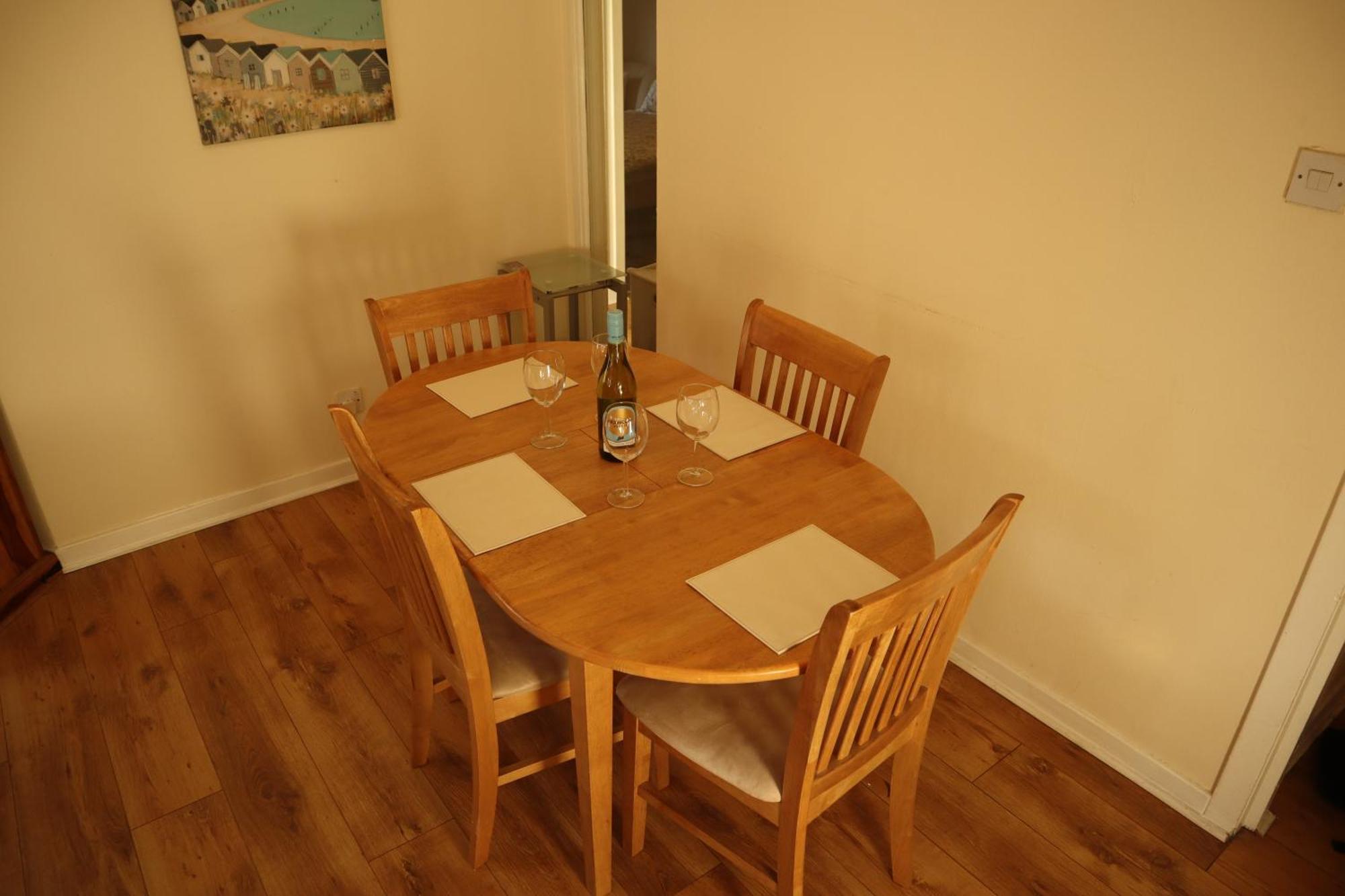 3 Bedrooms Flat In Central Edinburgh Old Town Sleeps 6 מראה חיצוני תמונה