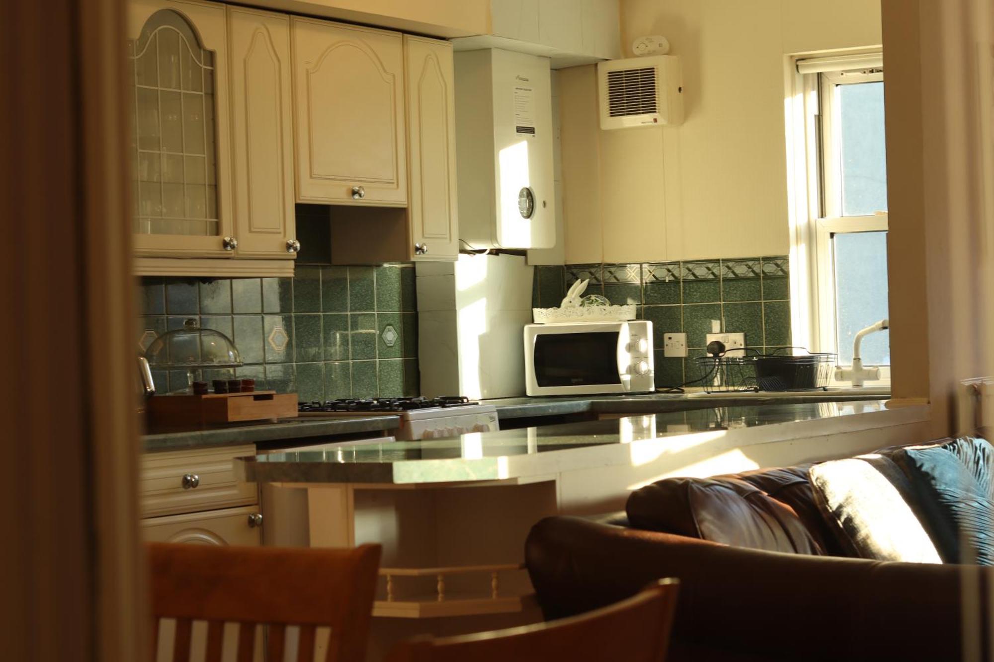 3 Bedrooms Flat In Central Edinburgh Old Town Sleeps 6 מראה חיצוני תמונה